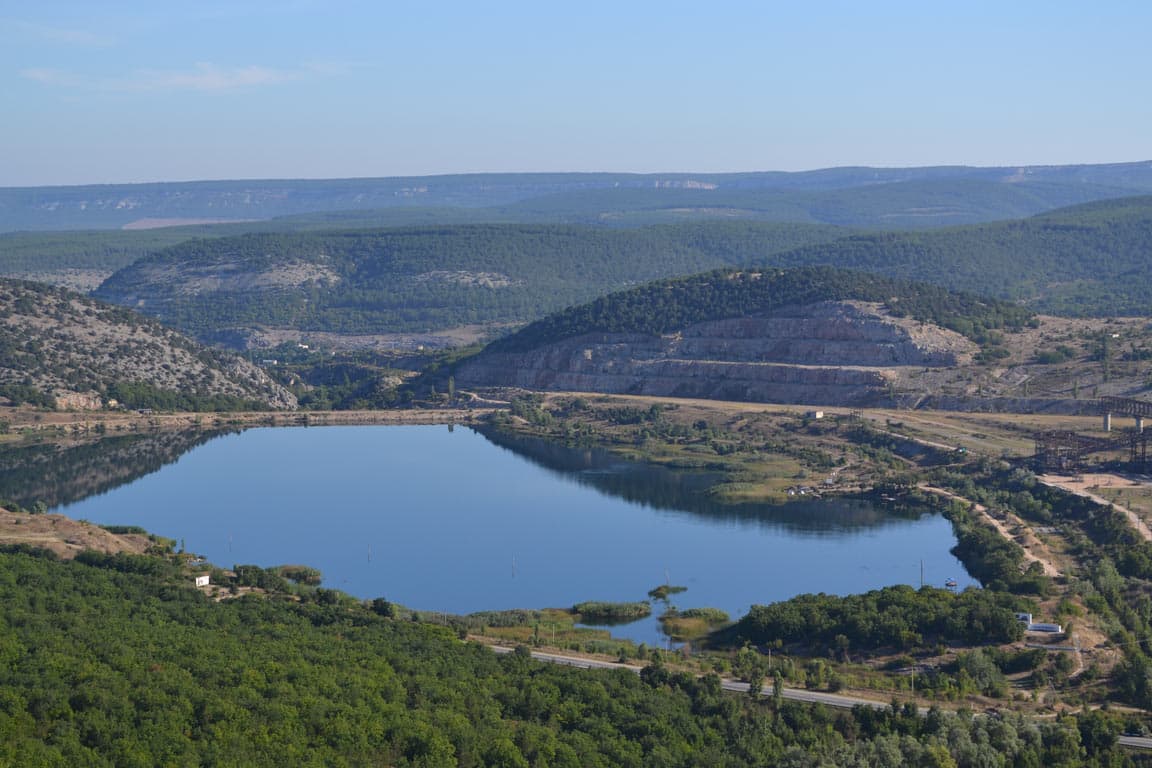 Озеро у подножья горы Гасфорта планируют преобразовать в резервное водохранилище Севастополя